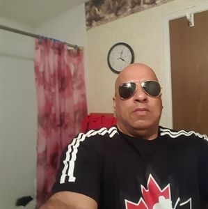 Meet your Posher, Manuel